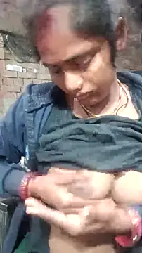 Guriya0076 online show from February 6, 9:22 pm