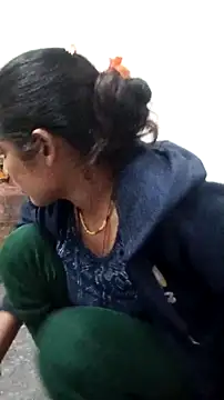 Snapshot of Guriya0076 chatting on December 3, 12:59 pm Guriya0076 online show from December 3, 12:59 pm