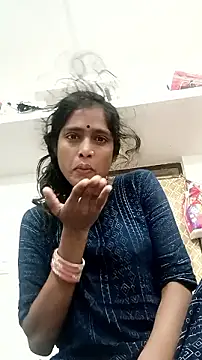 Snapshot of Guriya0076 chatting on November 18, 10:02 pm Guriya0076 online show from November 18, 10:02 pm