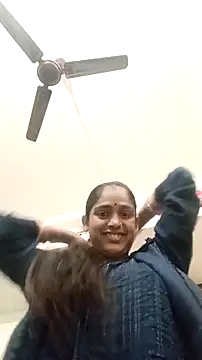 Snapshot of Guriya0076 chatting on November 15, 1:09 am Guriya0076 online show from November 15, 1:09 am