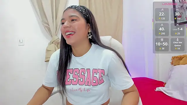 Snapshot of andrea_sanchezz chatting on November 20, 7:14 pm andrea sanchezz online show from November 20, 7:14 pm