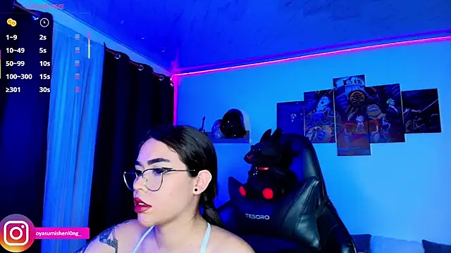 Snapshot of Nicorobinn chatting on October 8, 12:23 am Nicorobinn online show from October 8, 12:23 am