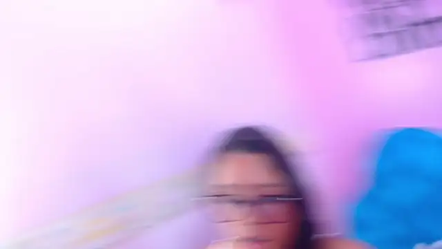 EMMA ROGGER online show from November 30, 3:13 pm