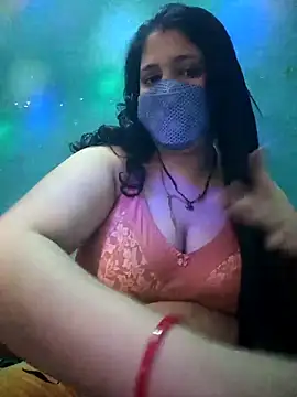 Snapshot of Kaja1919 chatting on October 31, 6:04 pm Kaja1919 online show from October 31, 6:04 pm