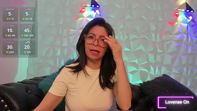 Snapshot of SabinaDeluxe_cg chatting on October 22, 11:53 am SabinaDeluxe cg online show from October 22, 11:53 am