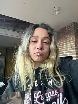 blond-96 online show from November 8, 9:40 pm