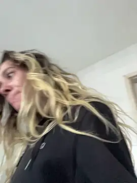 blond-96 online show from December 3, 10:03 am