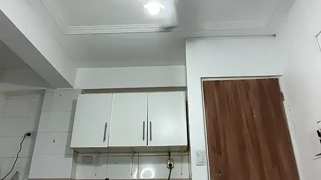 MUSCLEANGEL1 online show from November 28, 5:02 pm