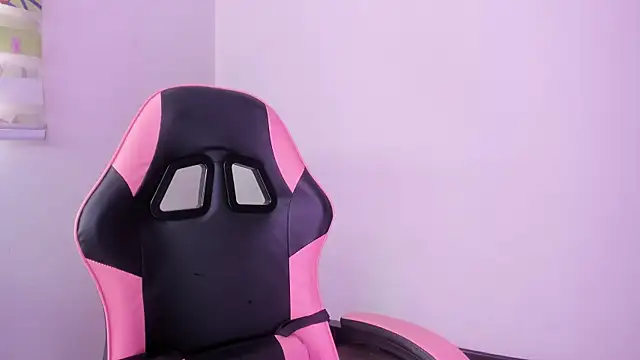 Arianna Jannes online show from April 16, 6:19 pm