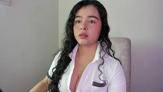 Snapshot of Arianna_Jannes chatting on December 17, 5:29 pm Arianna Jannes online show from December 17, 5:29 pm