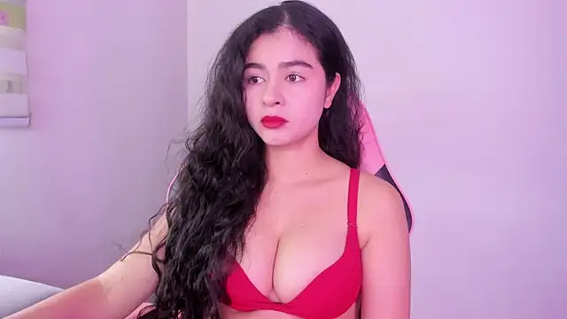 Snapshot of Arianna_Jannes chatting on June 6, 7:41 pm Arianna Jannes online show from June 6, 7:41 pm