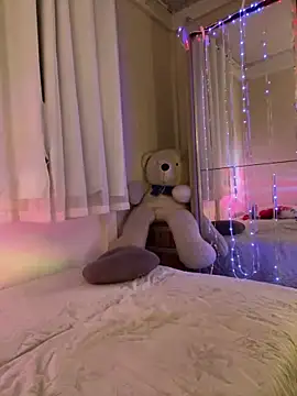 TayllorSweet  online show from March 31, 11:18 pm