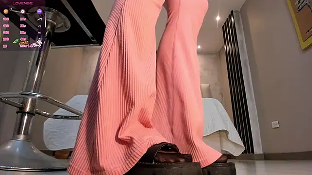 EsmeraldaGrace1 online show from November 28, 4:01 am