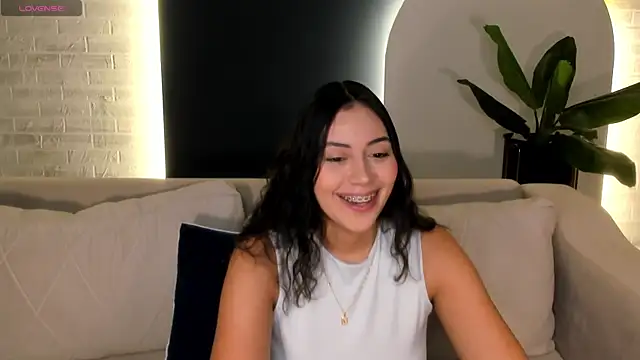 Snapshot of AmbarJames_ chatting on June 28, 12:22 pm AmbarJames online show from June 28, 12:22 pm