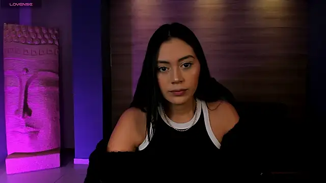 AmbarJames  online show from October 28, 11:31 am