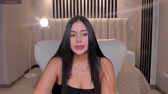 AmbarJames  online show from April 22, 11:28 am