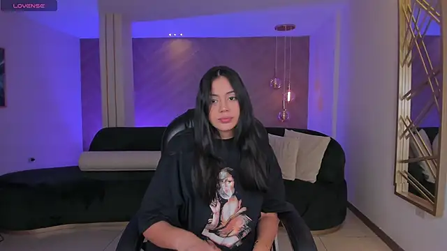 AmbarJames  online show from December 5, 12:04 pm