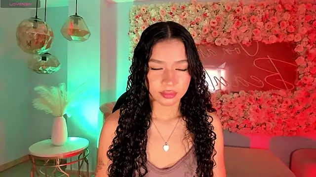 SophieHouston  online show from September 30, 2:28 am