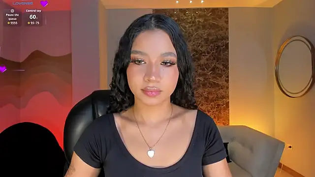 SophieHouston  online show from November 25, 4:35 am