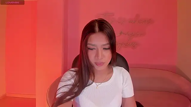 SophieHouston  online show from July 12, 3:51 am
