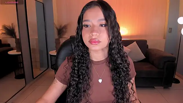 SophieHouston  online show from November 22, 7:24 pm