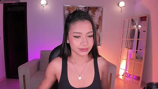 SophieHouston  online show from January 8, 4:07 am