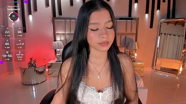 SophieHouston  online show from April 12, 3:21 am