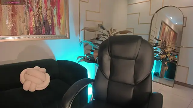 MilaLawrence online show from February 26, 12:16 pm