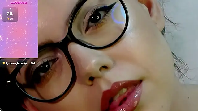 KaylaLewys online show from March 6, 6:58 pm