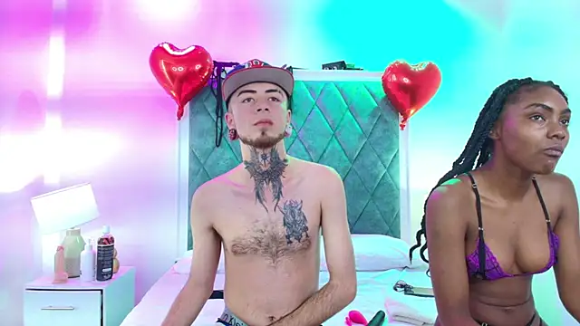 Snapshot of Asha_zuri_and_adam chatting on October 21, 12:37 pm Asha zuri and adam online show from October 21, 12:37 pm