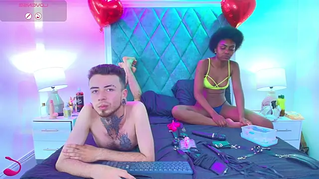 Snapshot of Asha_zuri_and_adam chatting on September 30, 12:55 pm Asha zuri and adam online show from September 30, 12:55 pm