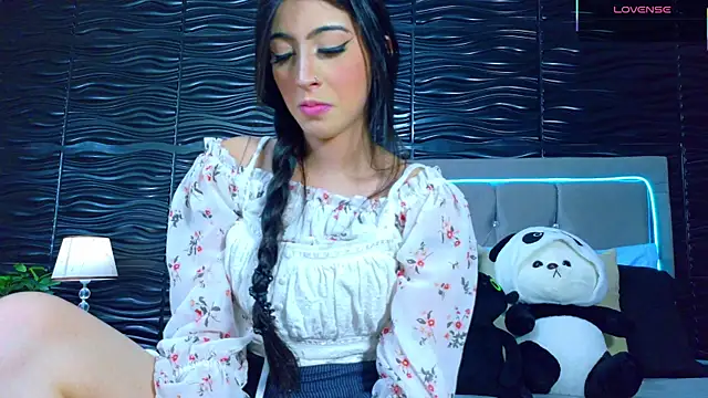 Snapshot of Ambar_Bull chatting on October 2, 1:36 pm Ambar Bull online show from October 2, 1:36 pm