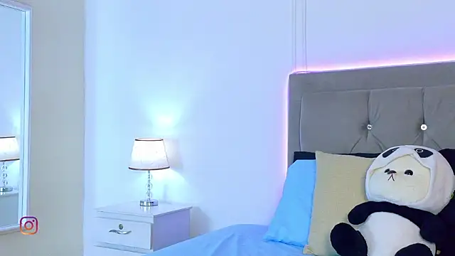 Ambar Bull online show from March 10, 1:26 pm