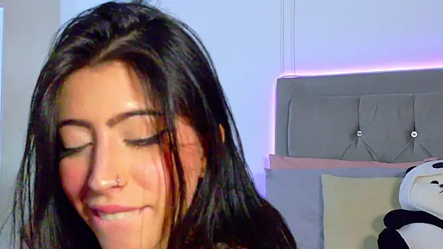 Ambar Bull online show from March 26, 2:15 pm