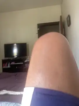 Snapshot of PIROCAGG21 chatting on November 13, 6:23 pm PIROCAGG21 online show from November 13, 6:23 pm