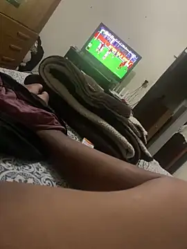 Snapshot of PIROCAGG21 chatting on November 15, 10:47 pm PIROCAGG21 online show from November 15, 10:47 pm