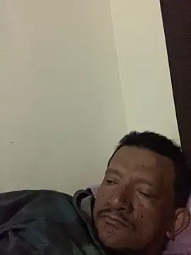 Snapshot of PIROCAGG21 chatting on October 21, 10:25 am PIROCAGG21 online show from October 21, 10:25 am