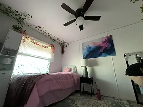 moan4mona online show from April 5, 8:37 pm