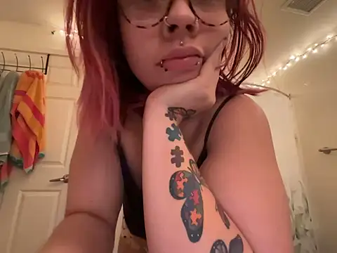 moan4mona online show from March 11, 2:44 pm