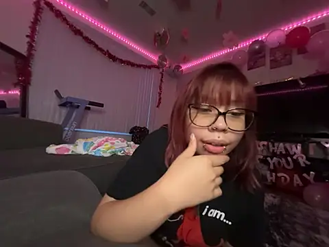 moan4mona online show from March 8, 1:11 am