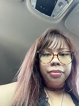 Snapshot of moan4mona chatting on June 30, 3:01 pm moan4mona online show from June 30, 3:01 pm