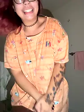 Snapshot of moan4mona chatting on November 9, 9:52 pm moan4mona online show from November 9, 9:52 pm