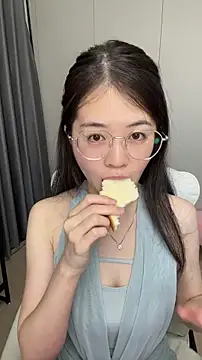 Qianqian-888 online show from December 21, 1:08 am