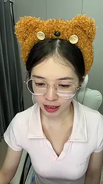 Qianqian-888 online show from November 10, 1:10 am