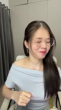 Qianqian-888 online show from November 29, 12:55 am