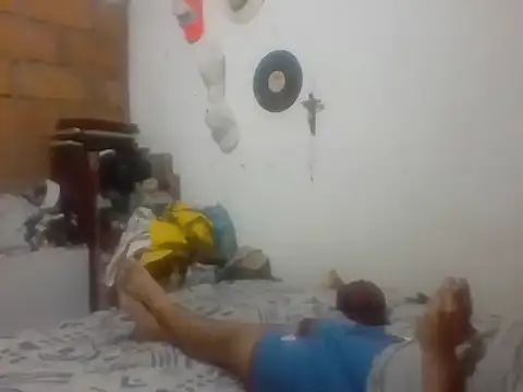 santiii   12 online show from December 19, 5:10 am