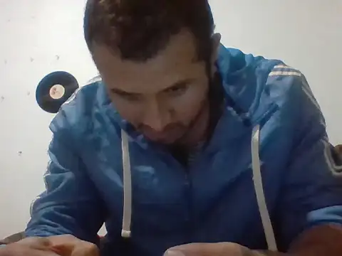 santiii   12 online show from January 12, 11:53 pm