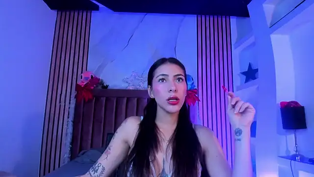 ValkaGrecco online show from December 18, 3:00 am