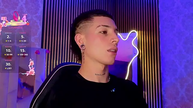 boyfox tay online show from May 25, 3:50 am