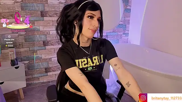 boyfox tay online show from December 18, 7:50 pm